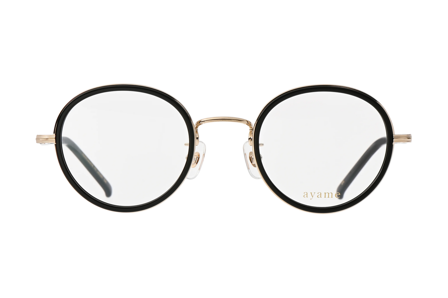 フォーカスメガネのブラック ブラックのインナーセルにホワイトゴールドのメタルコンビネーション
